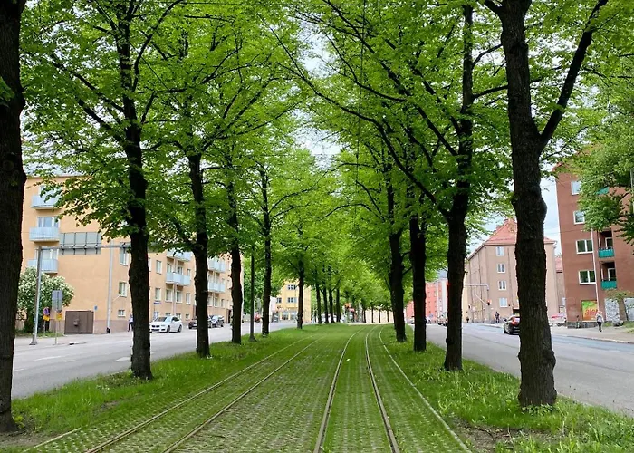 Valoisa Ja Taeysin Remontoitu Huoneisto