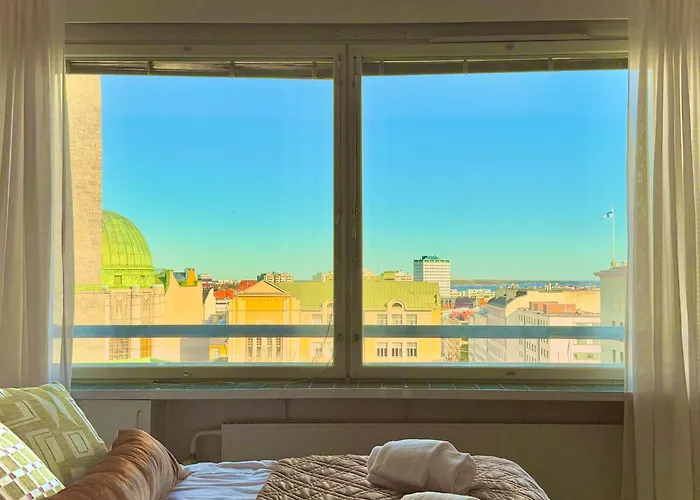 Top Floor Getaway In Central Helsinki - Church & Sea View