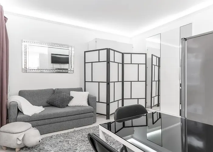 Sailor\'S Apartment