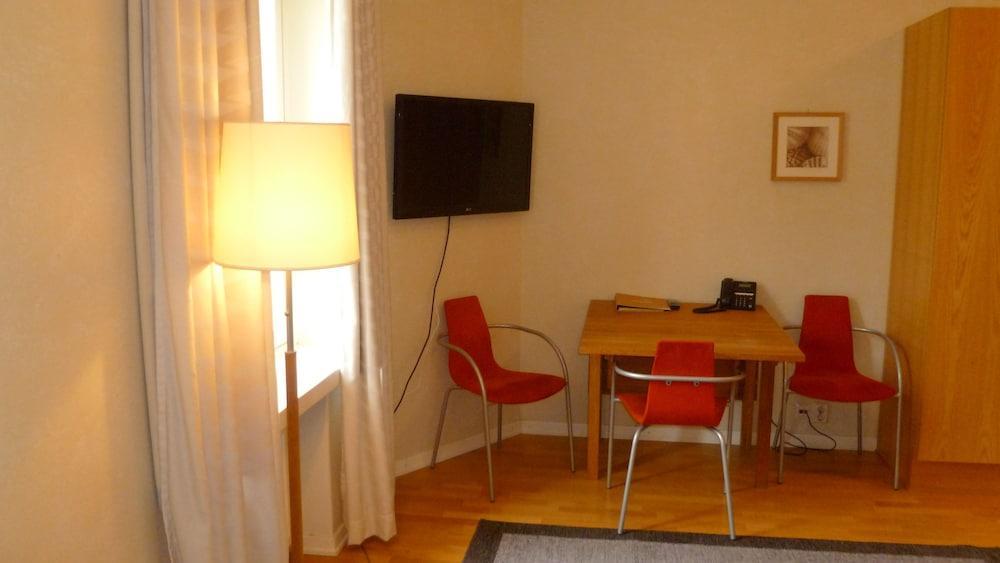 Hellsten Parliament Huoneistohotelli 3*
