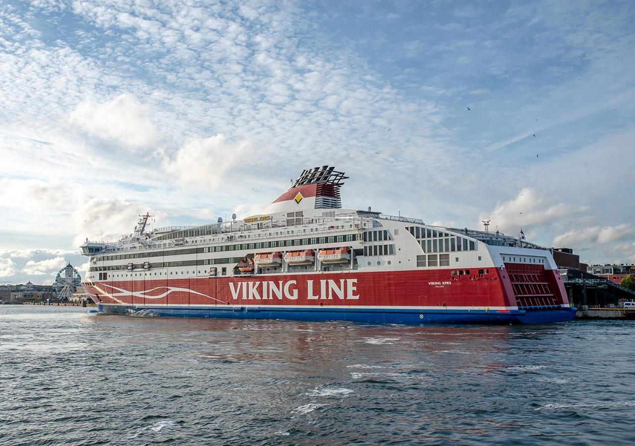  Viking Line Ferry Viking Xprs - Night Cruise From Helsinki