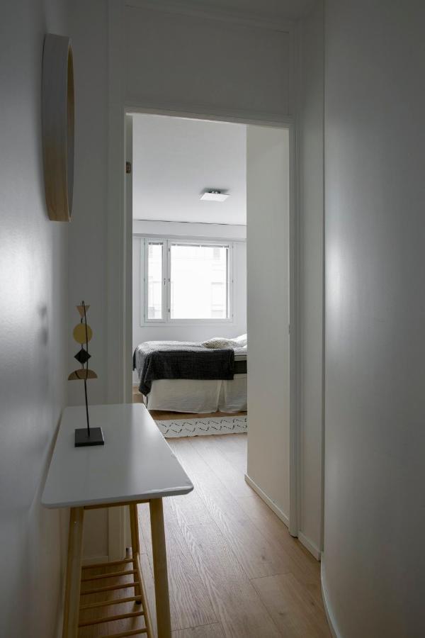 Huoneisto Poista 2ndhomes 2br With Balcony In Punavuori Helsinki
