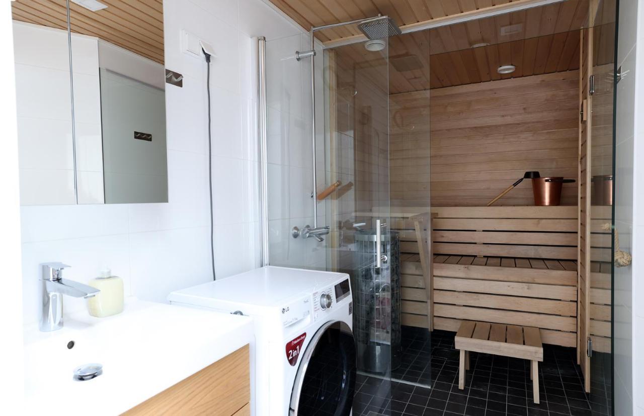 2ndhomes Stunning 35m2 Studio Penthouse With Sauna & Balcony Helsinki