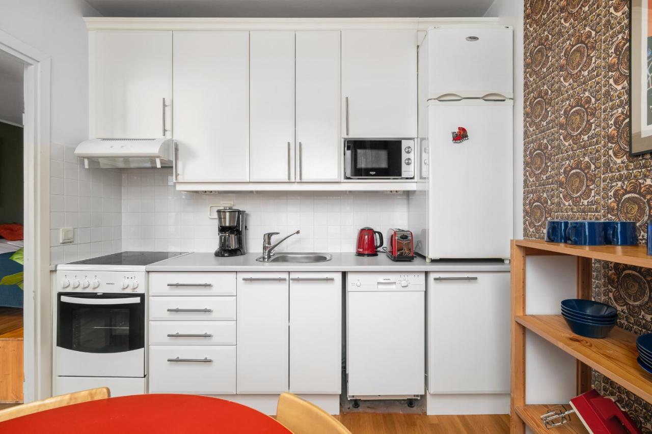 Wehost Spacious Traveller's Hq Above Metro @vilhonvuorenkuja 16 Huoneisto Helsinki