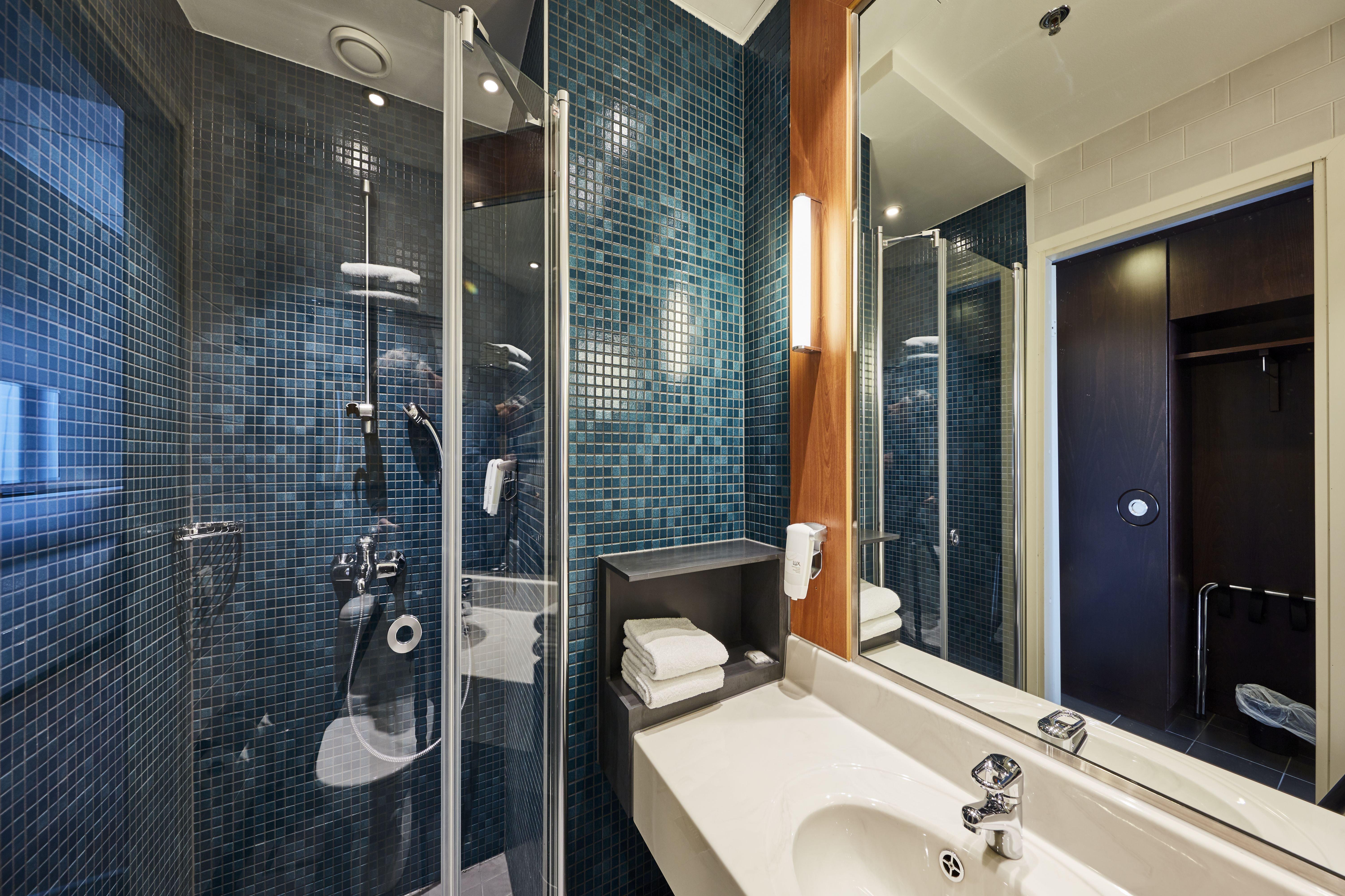 West - Ruoholahti By Ihg Hotelli 4*