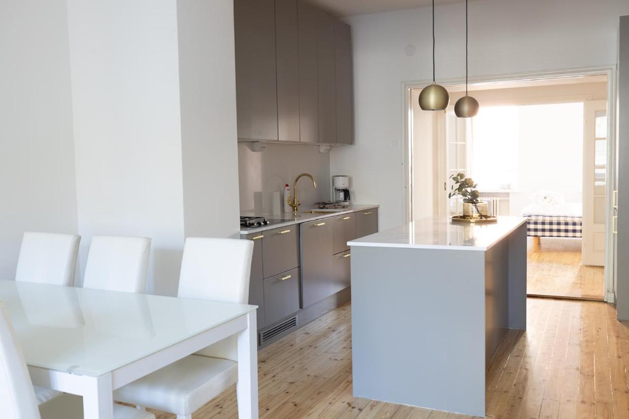 2ndhomes Luxury 3 Bedroom Brand New 106 M2 With In Center *
