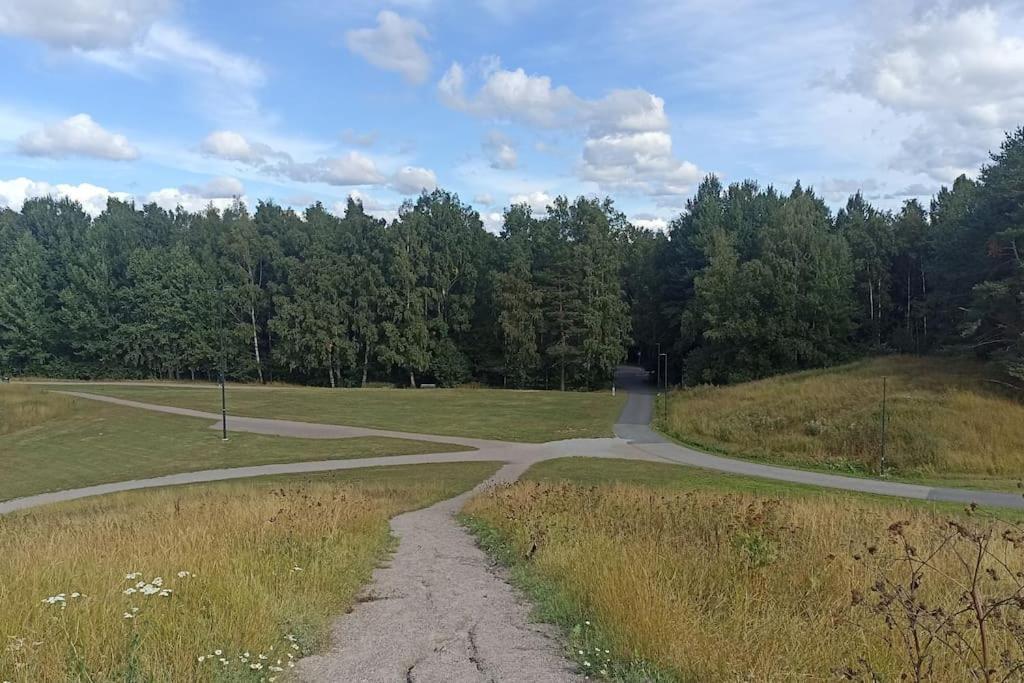 A Little Paradise In Helsinki! Away From Huoneisto Helsinki