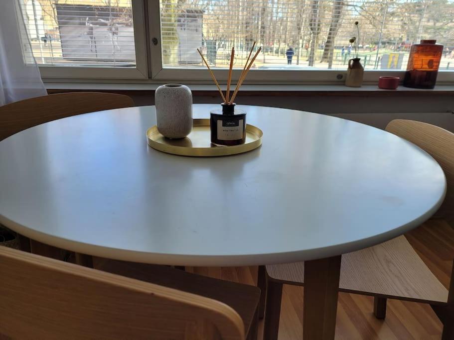 Punavuoripad - Modern Apt. With Park Views In Design District * Helsinki
