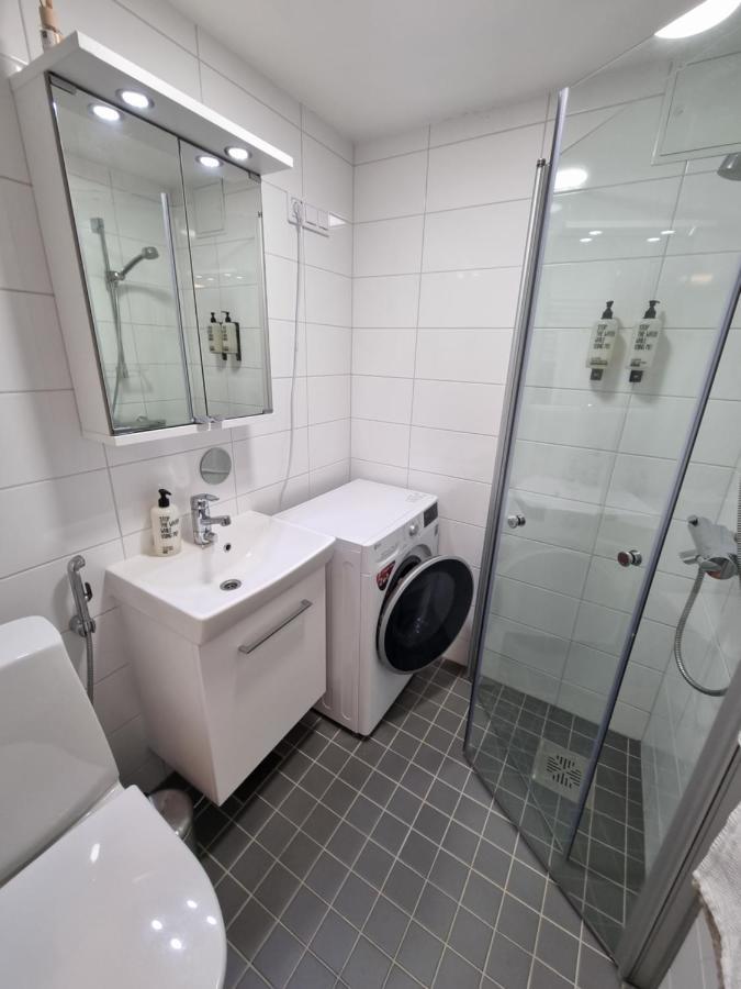 Punavuoripad - Modern Apt. With Park Views In Design District * Helsinki
