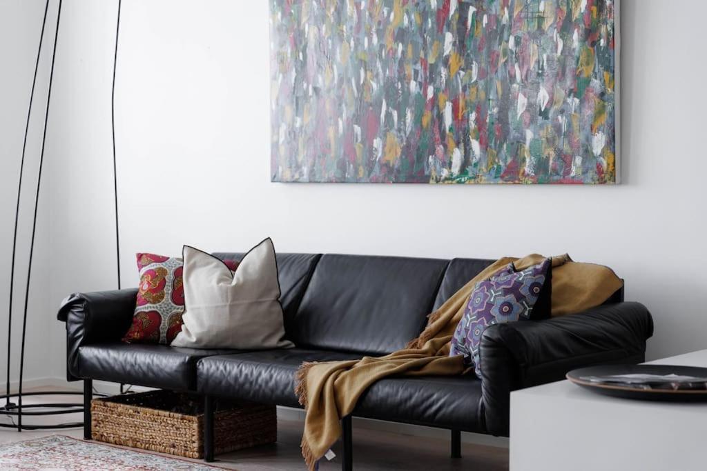Spacious 2br On Bulevardi