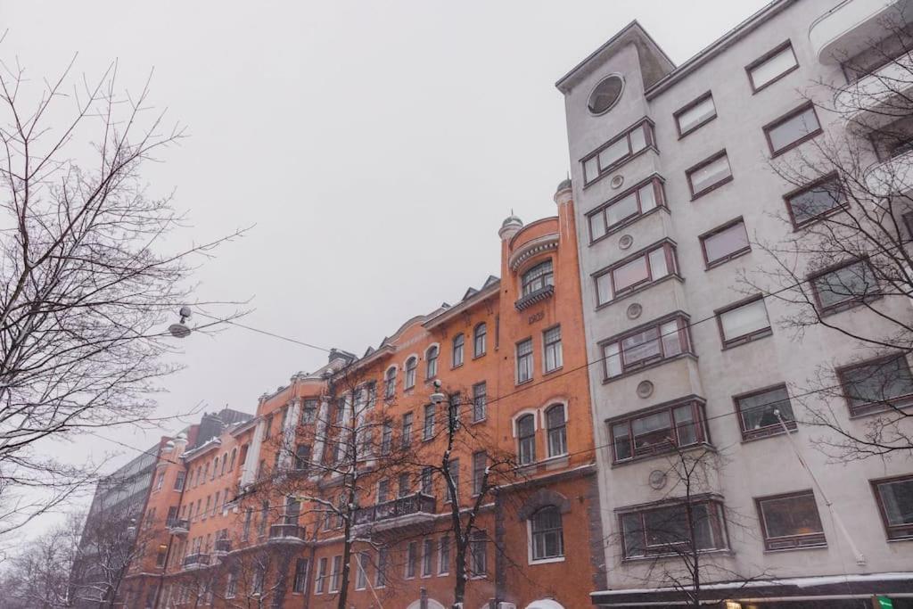 Huoneisto Spacious 2br On Bulevardi Helsinki