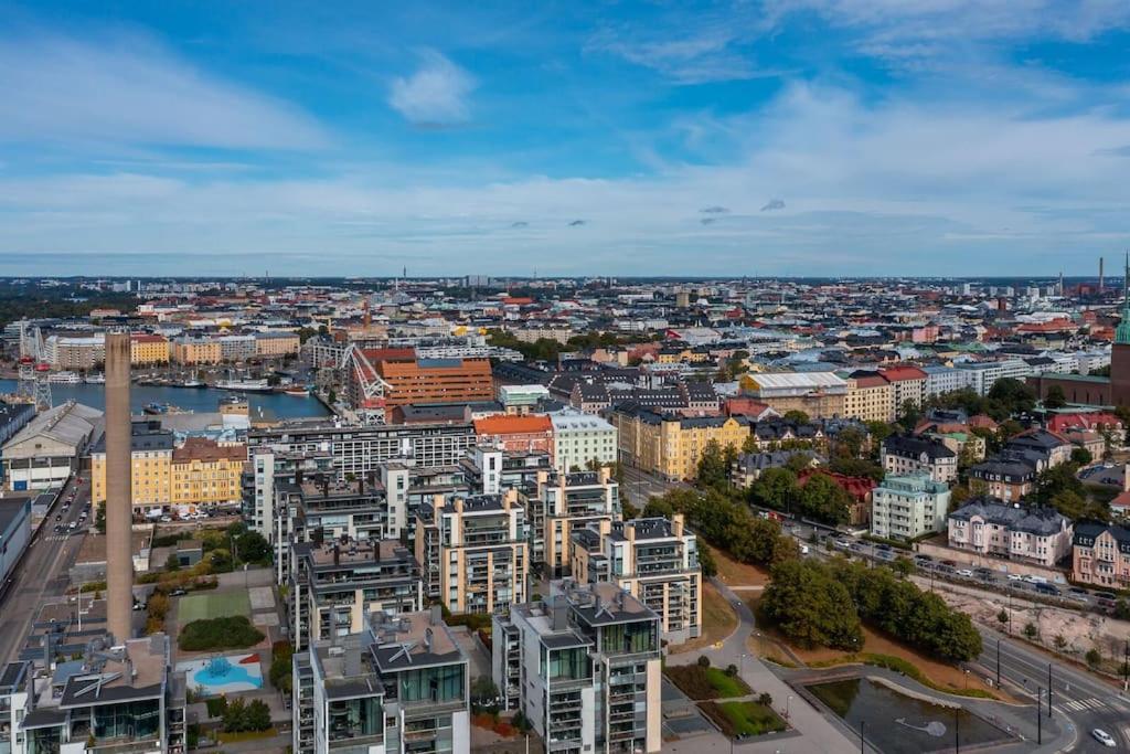 Spacious With Four Terrace, Sauna, Sea View Helsinki