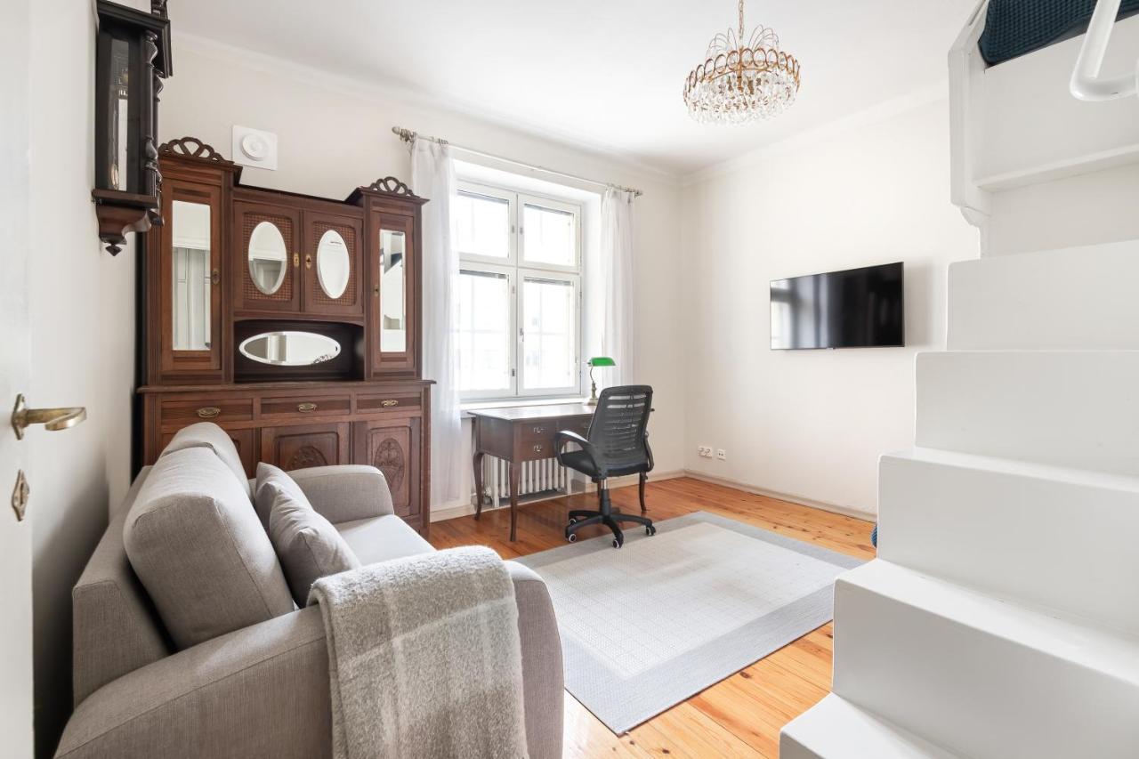 Wehost Spacious For 5 With A Kitchen Huoneisto