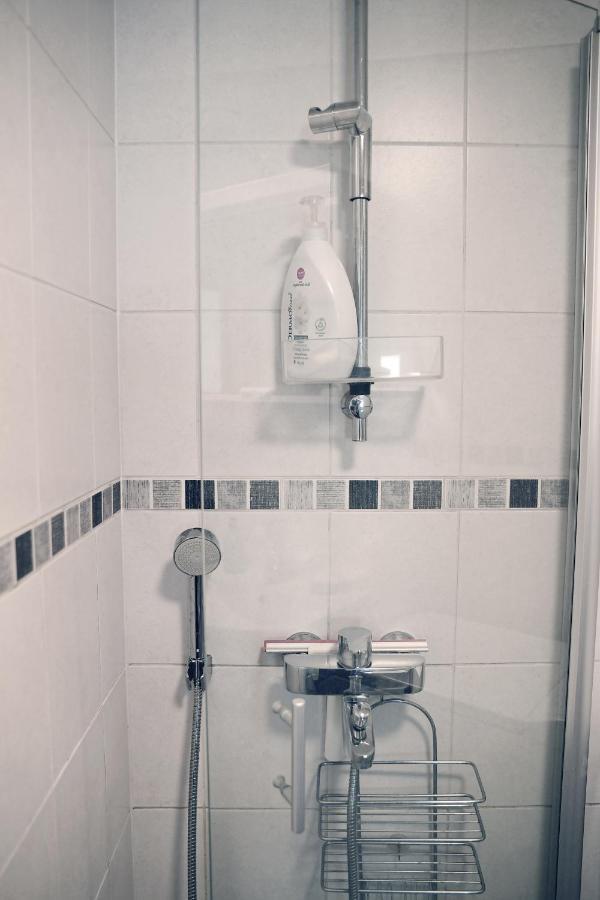 Huoneisto Scandinavian Modern 34 1br Center In Kamppi Tyoemiehenkatu