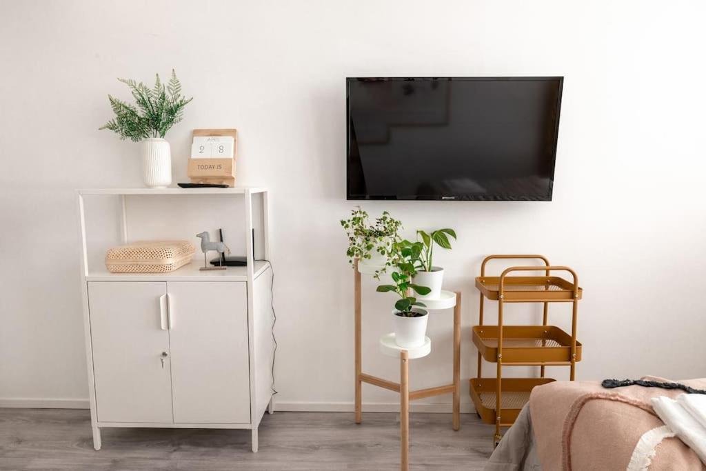 2ndhomes Modern With Location Huoneisto