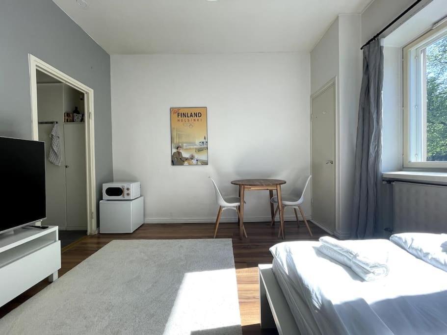 Studio The Vibe / 25min To Airpt & 5min To Center Helsinki