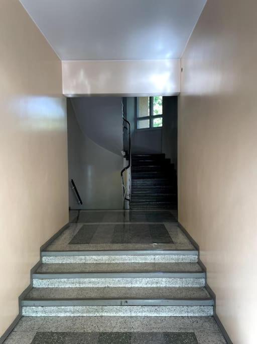 Huoneisto Studio The Vibe / 25min To Airpt & 5min To Center