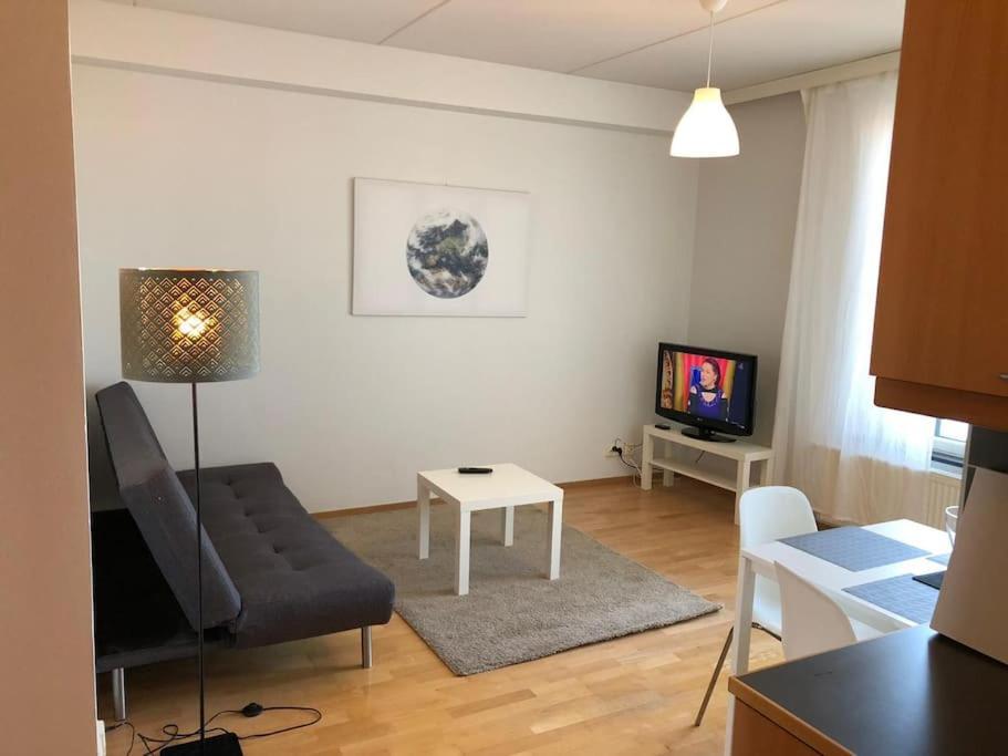 Huoneisto Kotimaailma - Kaksio Saunalla Herttoniemessae *