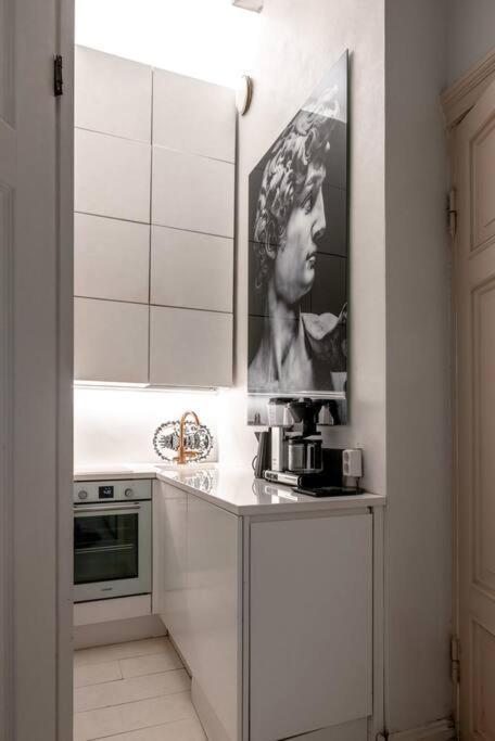 2ndhomes Stylish Studio In Design District Huoneisto