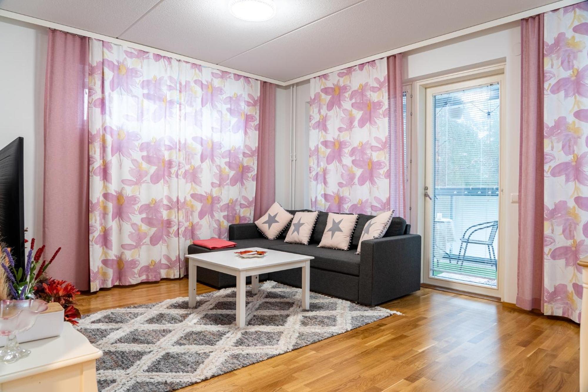 Kaksio Helsingissae Hyvien Kulkuyhteyksien Varrella Huoneisto