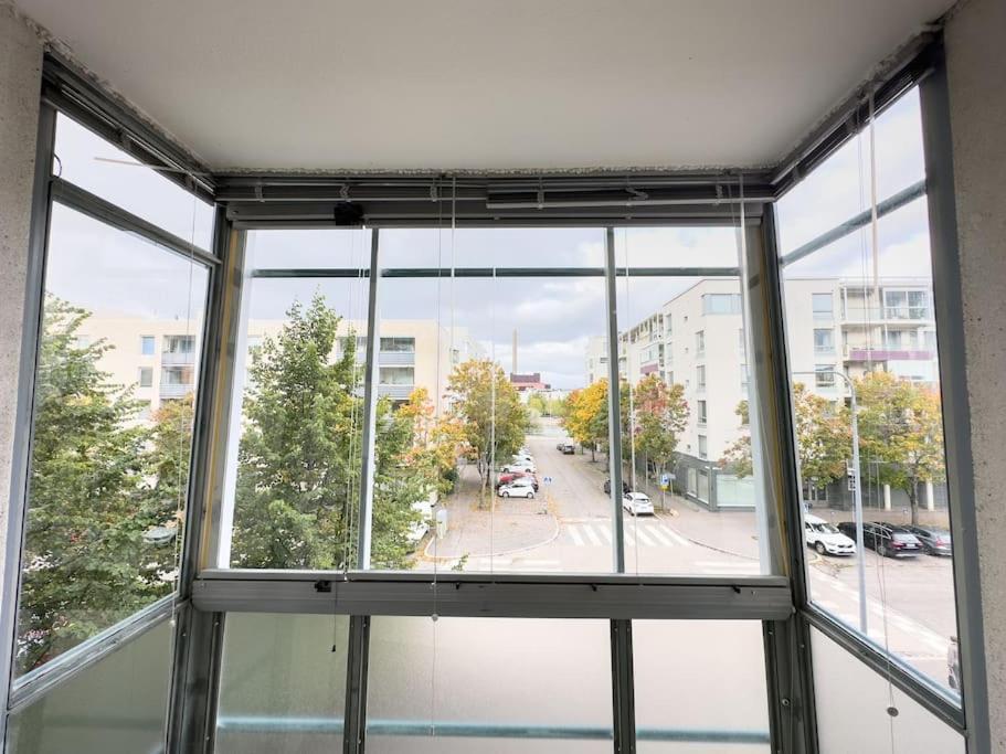 Huoneisto Hyvat Loylyt Ja Mahtavat Unet! Merenranta- Loistavat Yhteydet- 4 Nukkujaa! *