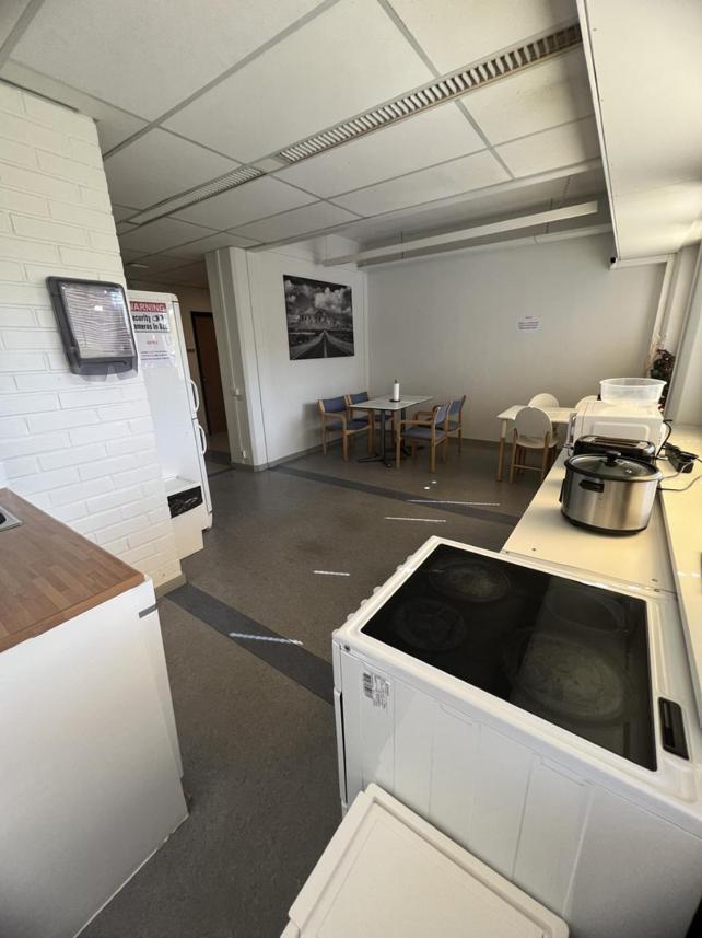 Office House Services 670 * Helsinki