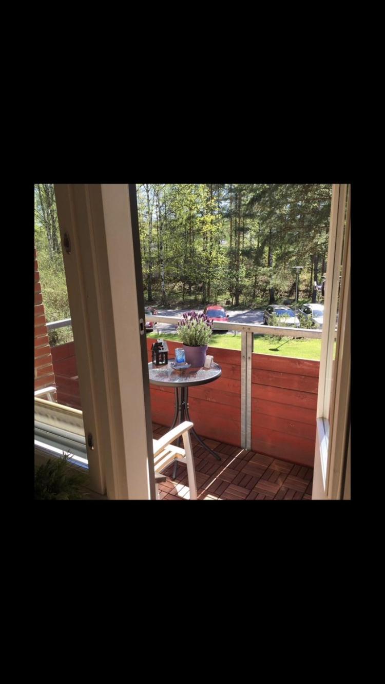 Private With Balcony In Shared Design 8 Minutes Away From Center And Exactly In Front Of The Metro Station Huoneisto Helsinki