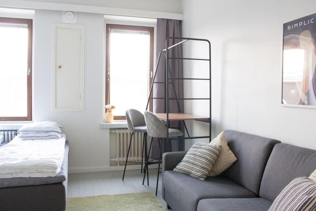 Huoneisto Floor Studio-apartment In Kruununhaka *