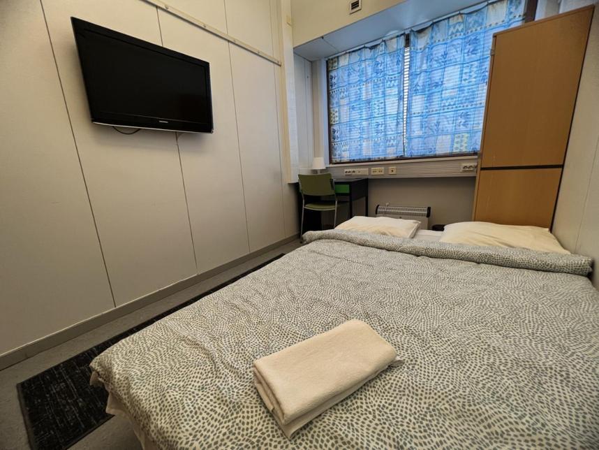 Office House Services 658