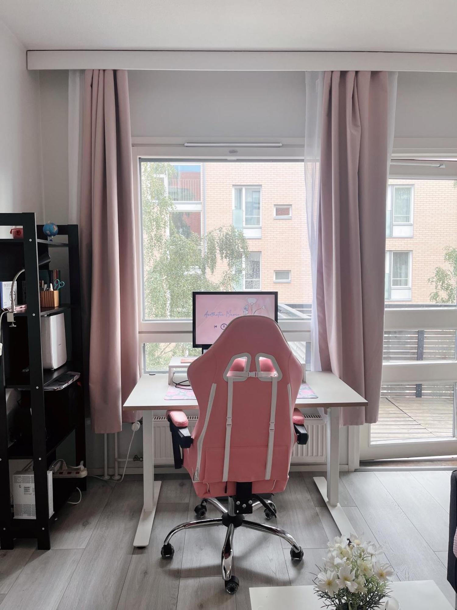 Lovely Next To The Metro Station And Shopping Malls - 16mins To Center, Convenient, Peaceful Huoneisto