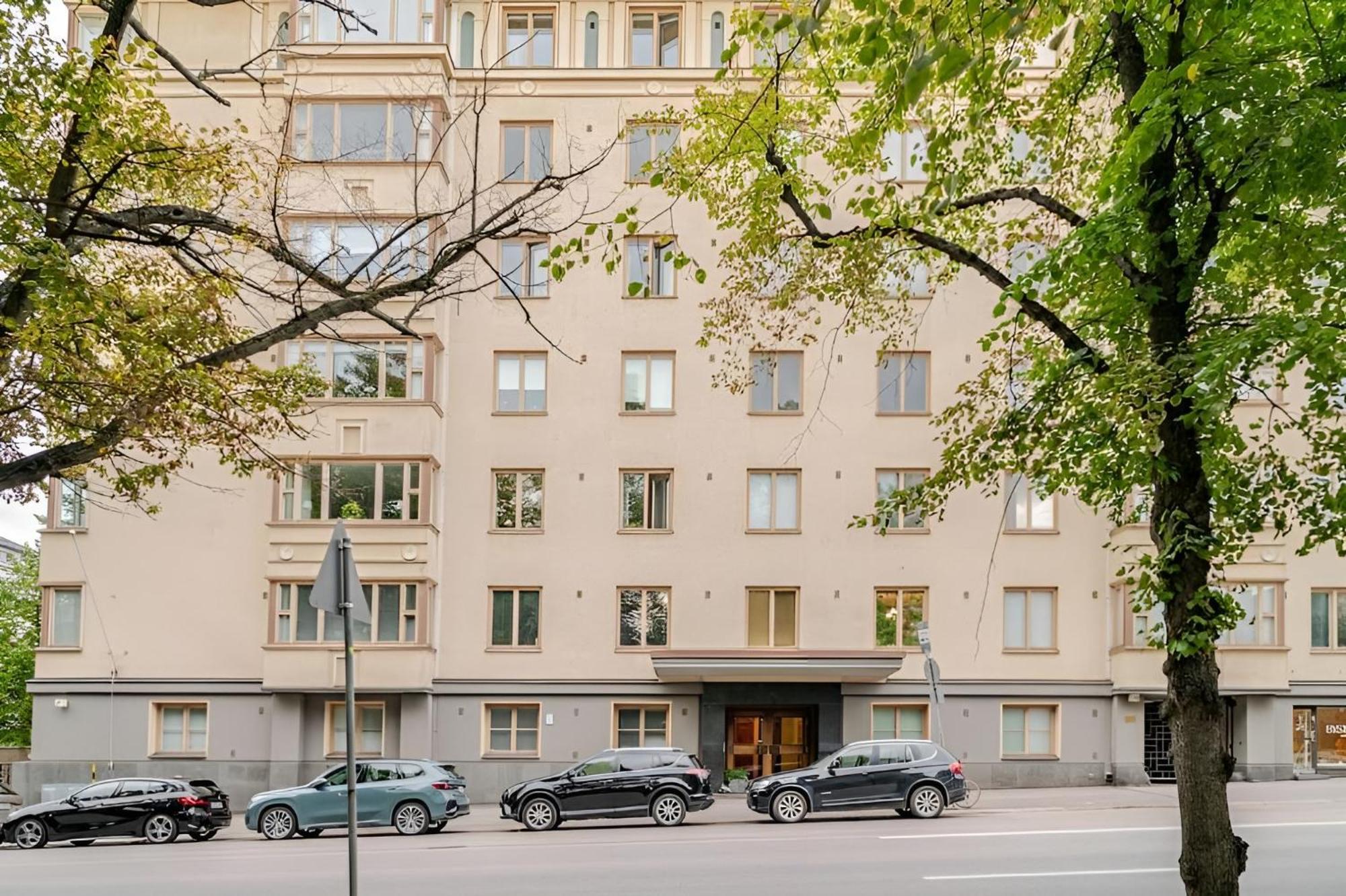 Huoneisto 190m2 Modern Mansion In Central *