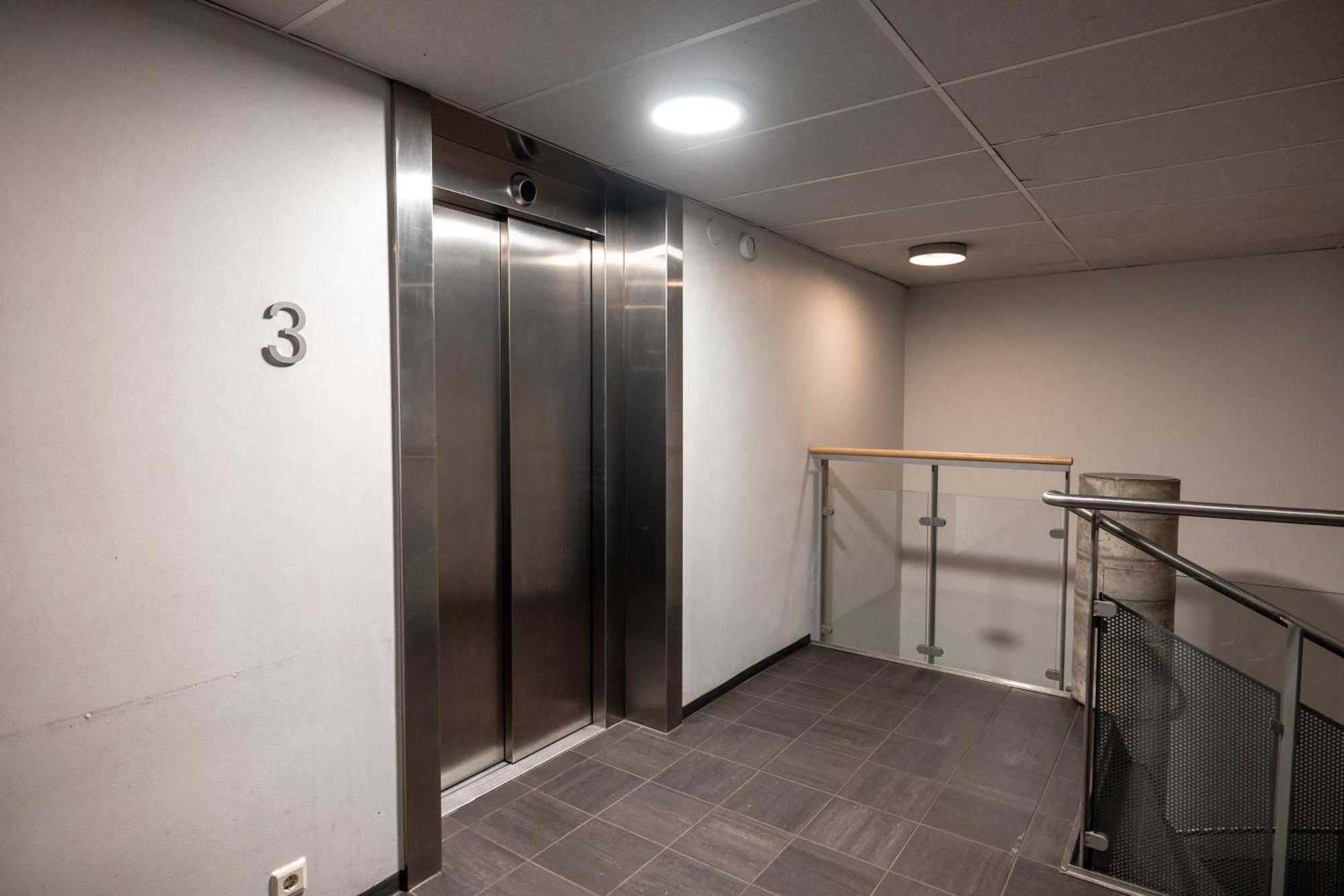 2ndhomes Kamppi Center With Balcony & Sauna Huoneisto