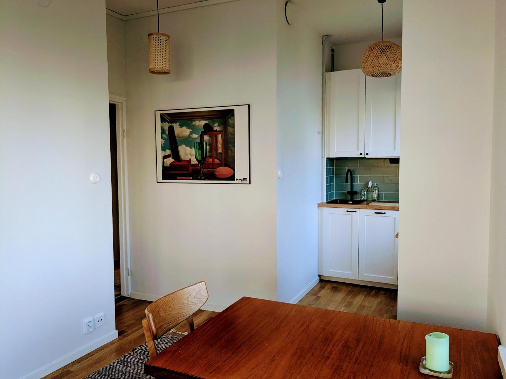 Artistic 2-bedroom Full Of Light Huoneisto *