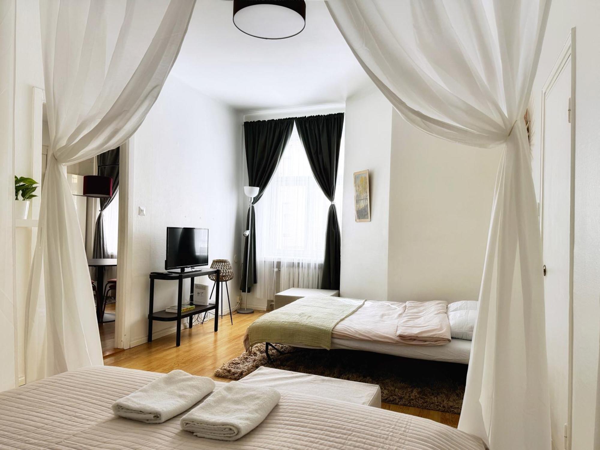 1br Demure Design Urban Living Space Huoneisto Helsinki