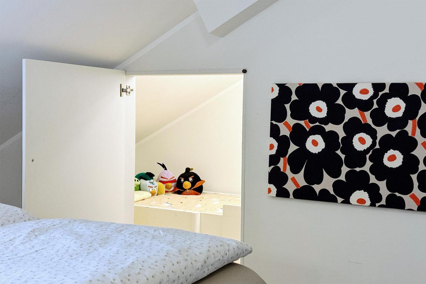 Huoneisto Skyroom - Sauna, Family-friendly & Skyline Views *