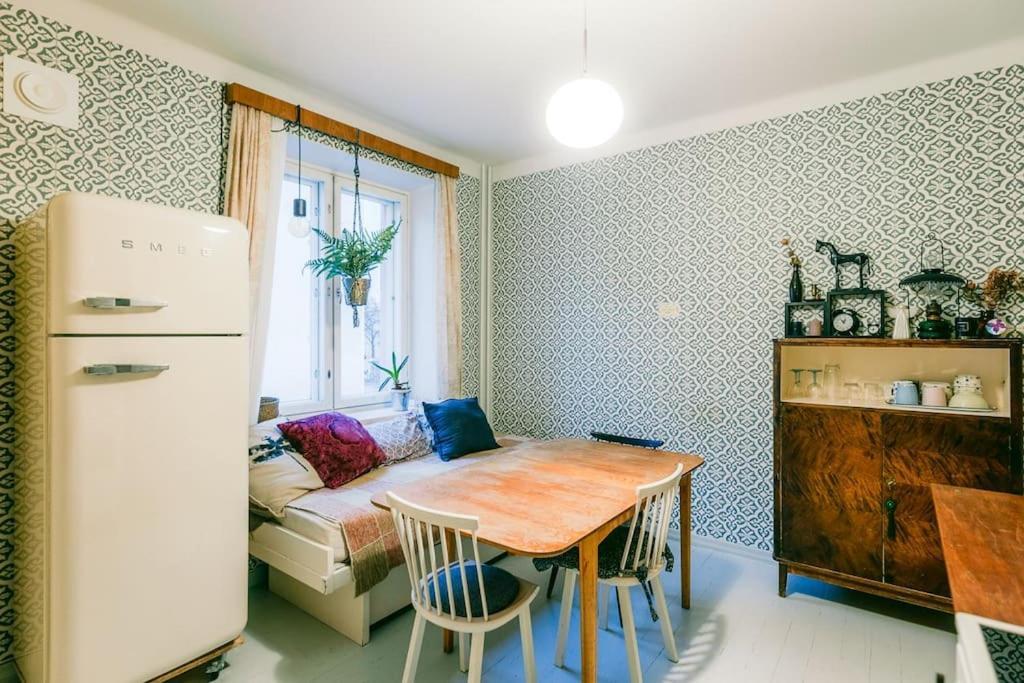 Nostalgic Escape Huoneisto Helsinki