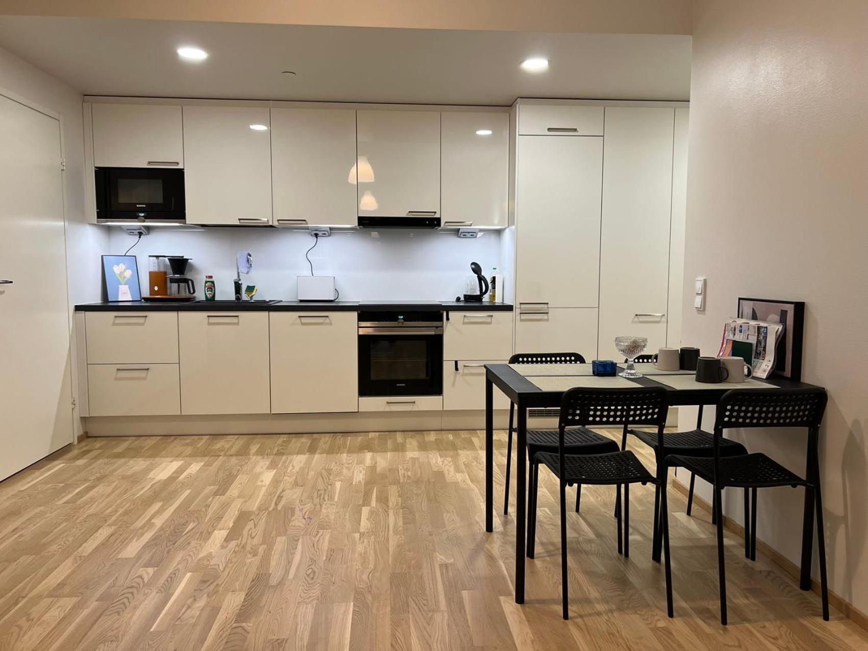 Huoneisto Luxe Retreat In Pasila-close To Tripla
