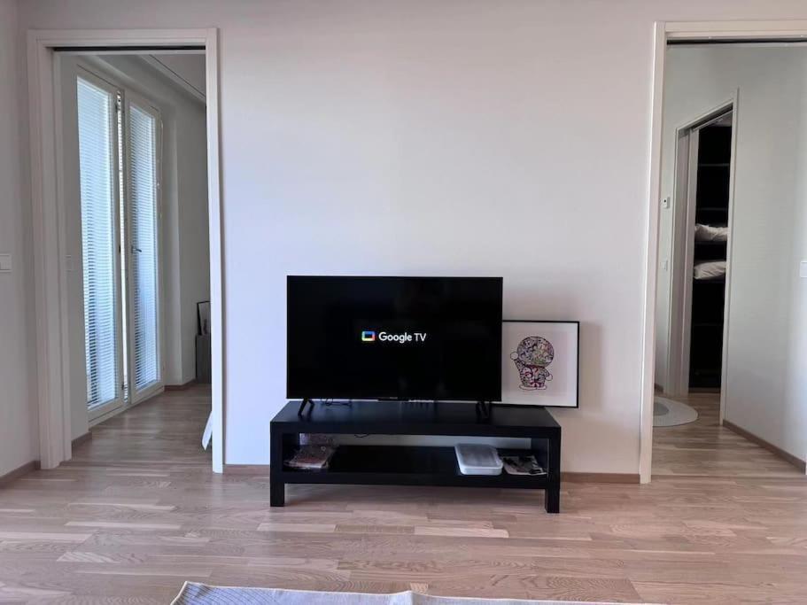 Luxe Retreat In Pasila-close To Tripla