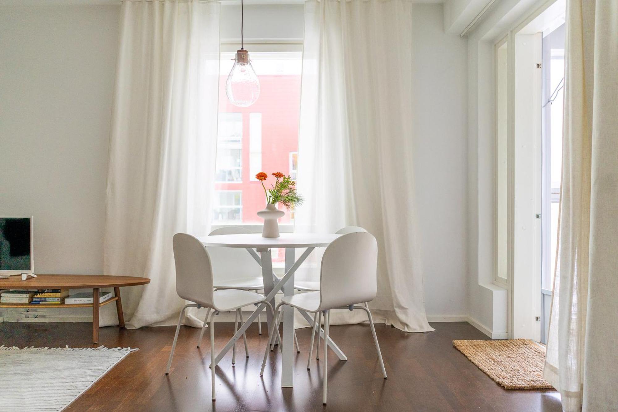 1br With Private Sauna And Balcony Huoneisto Helsinki