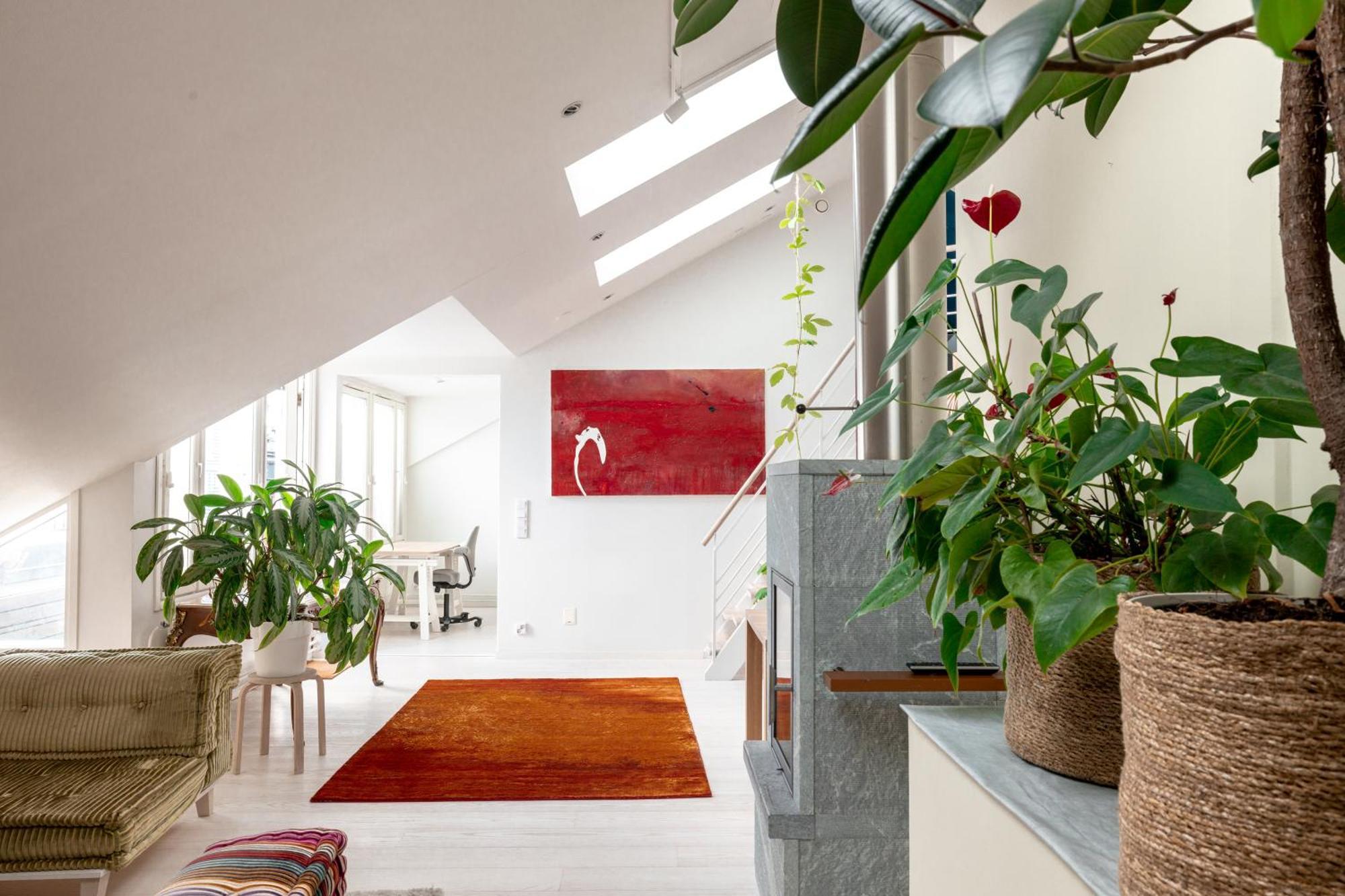 Poista 2ndhomes Deluxe 2br Penthouse With Rooftop Terrace & Sauna In Center *