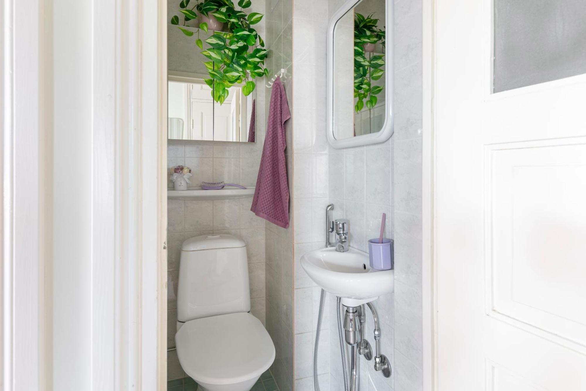 Huoneisto Lovely Vintage Suite, Autohalli Helsinki