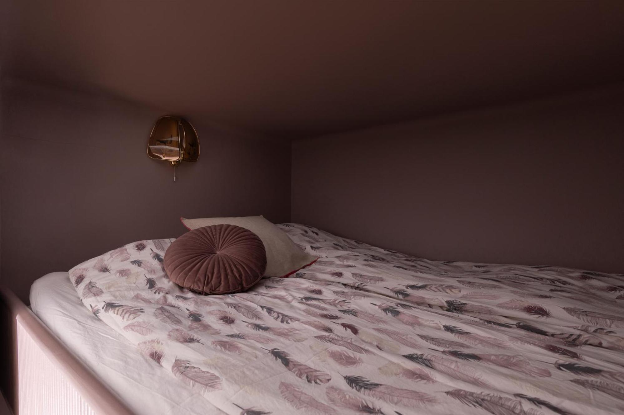 Lovely Vintage Suite, Autohalli Huoneisto Helsinki