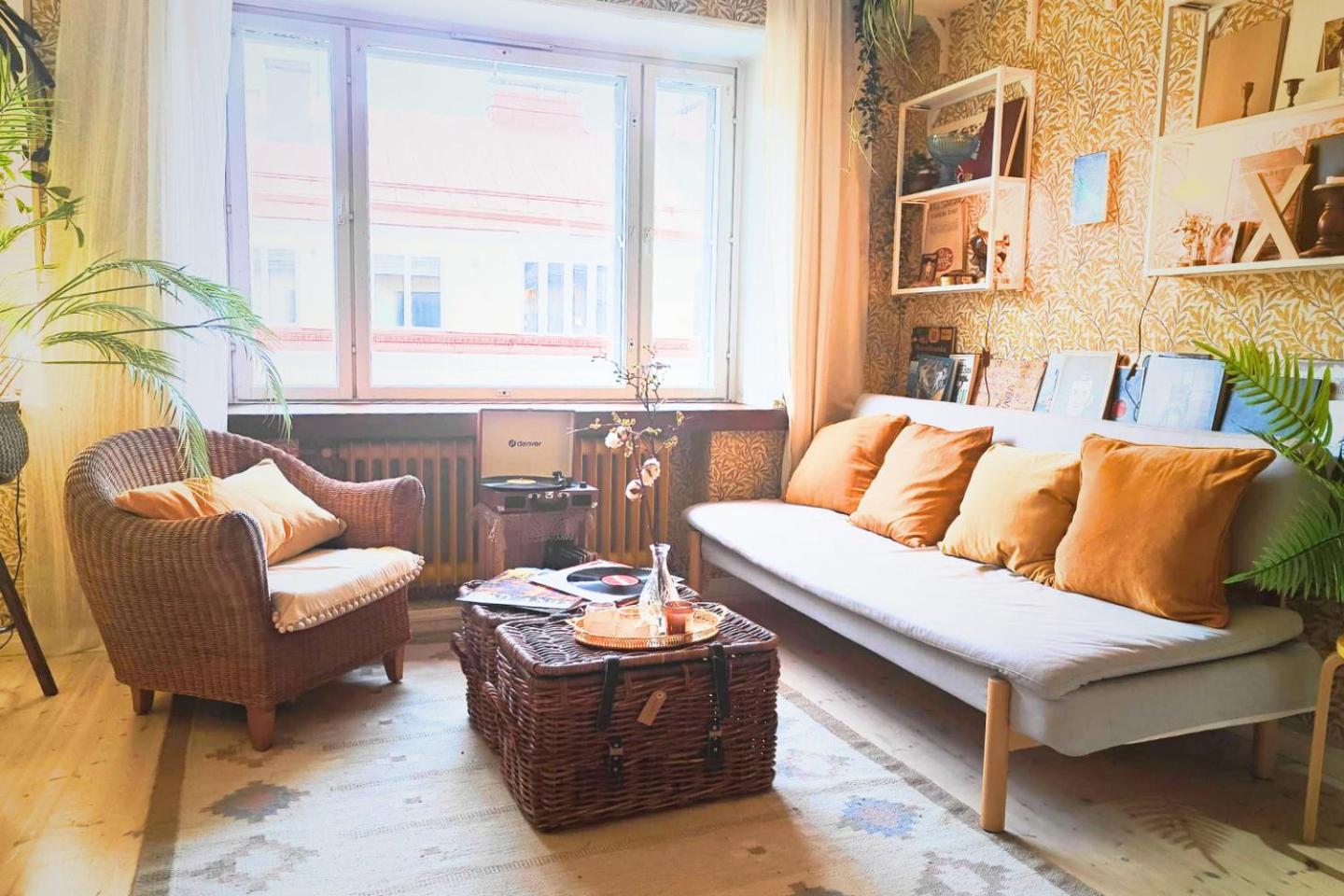 Yellow Beauty In Location! Huoneisto