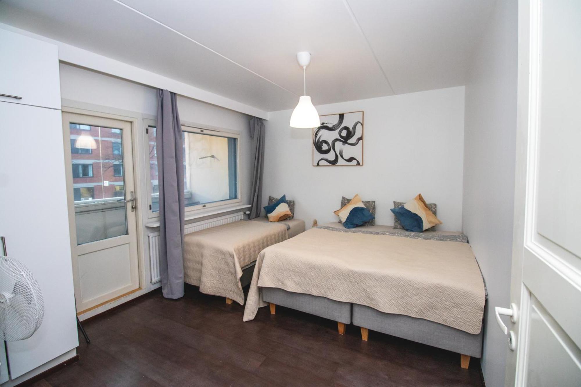 Cozy Near Metro Station Huoneisto *
