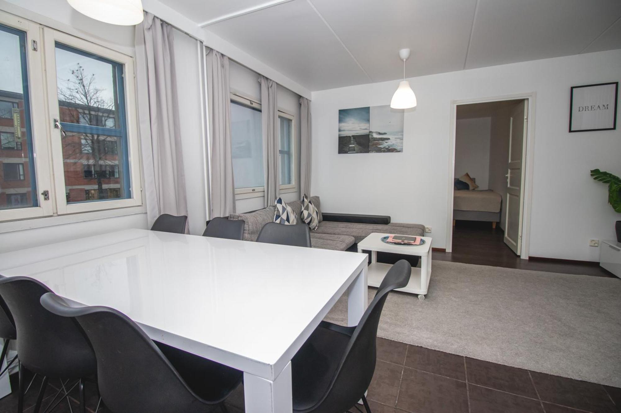 Cozy Near Metro Station Huoneisto Helsinki