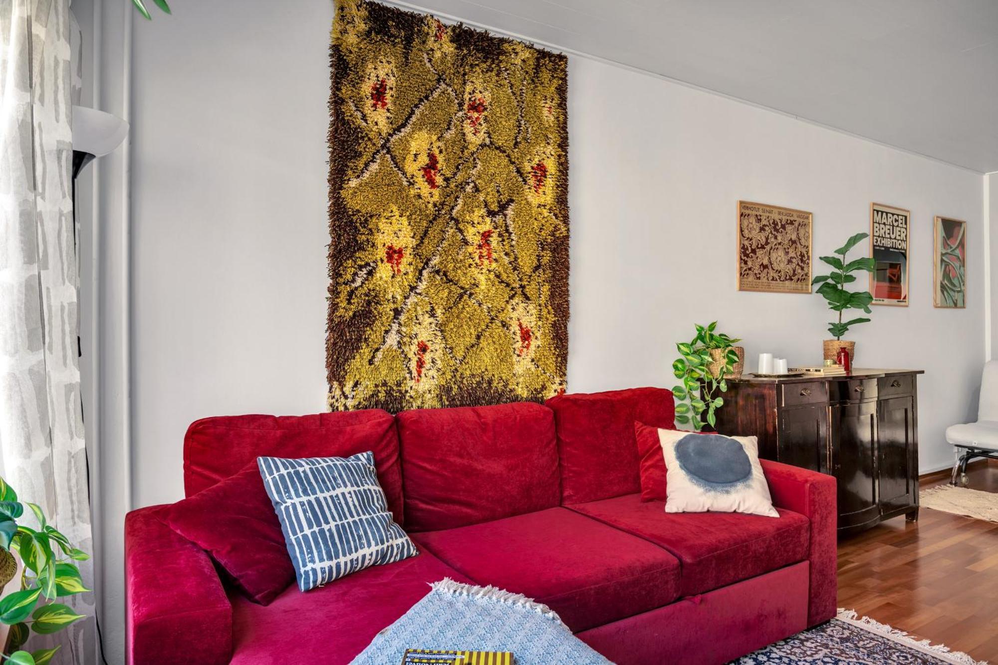 Design District W Free Parking Garage, Balcony, Netflix, 200m Tram&bus *
