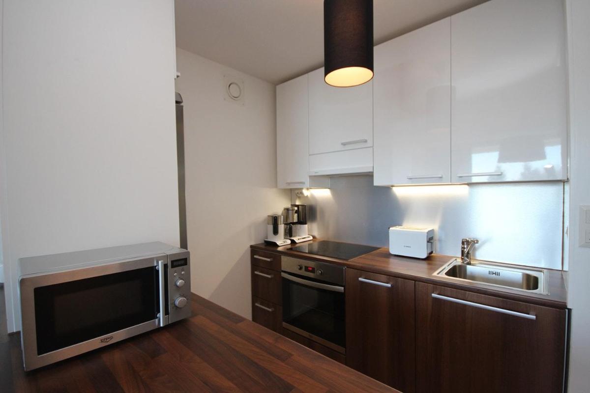 45m2 Sepaenkatu 11, Kaksio Avaralla Naekoealalla Merelle Asti, Parveke