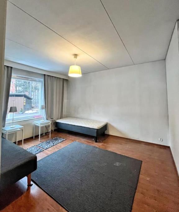 Kotimaailma - Tilava Rivitalo Asunto 3mh Ja Sauna Laehellae Korson Keskustaa