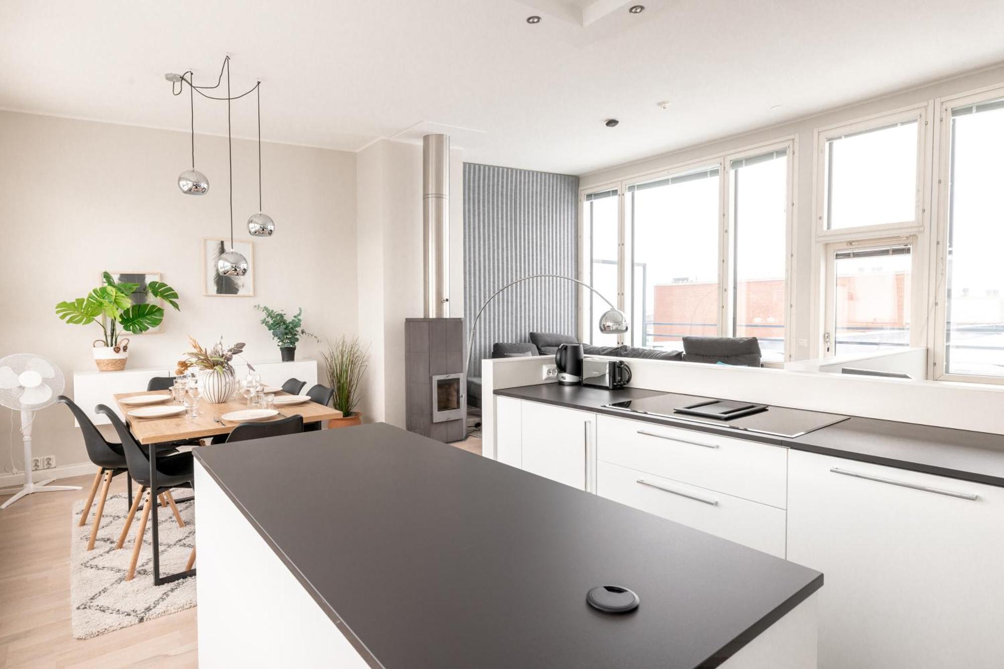 Huoneisto 2ndhomes Stunning 2-story Penthouse With Sauna & 2 Terraces Helsinki