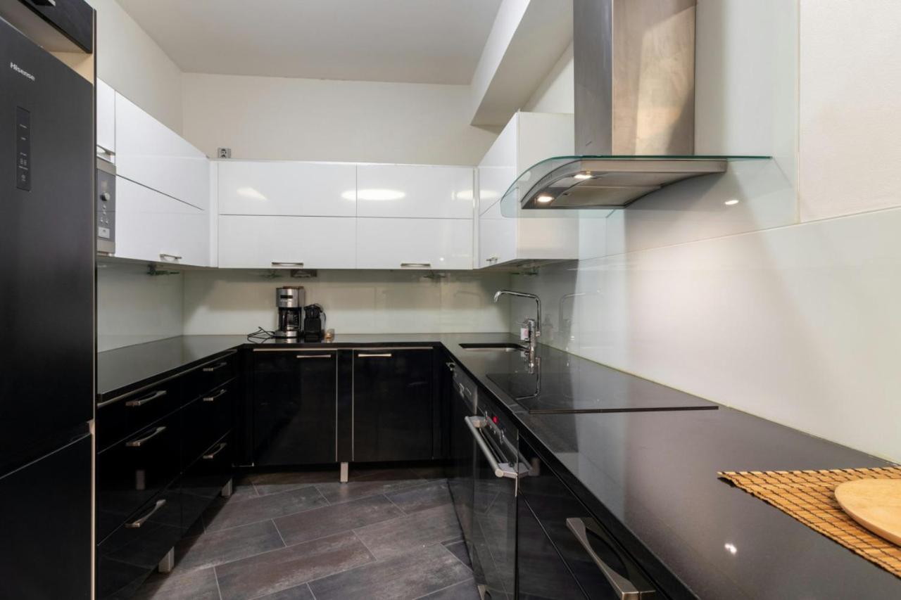 For 2 In Kluuvi Huoneisto Helsinki